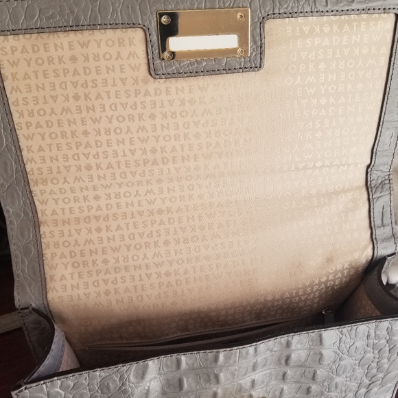Kate Spade Doris  gray croc crossbody  bag - Picture 2 of 11